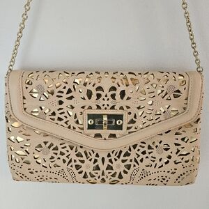 🎀2/20🎀 Elegant Beige Cutout Clutch